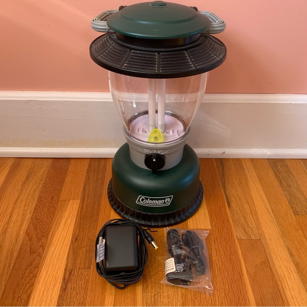Vintage Coleman Lantern with Wall and Car Charger READ